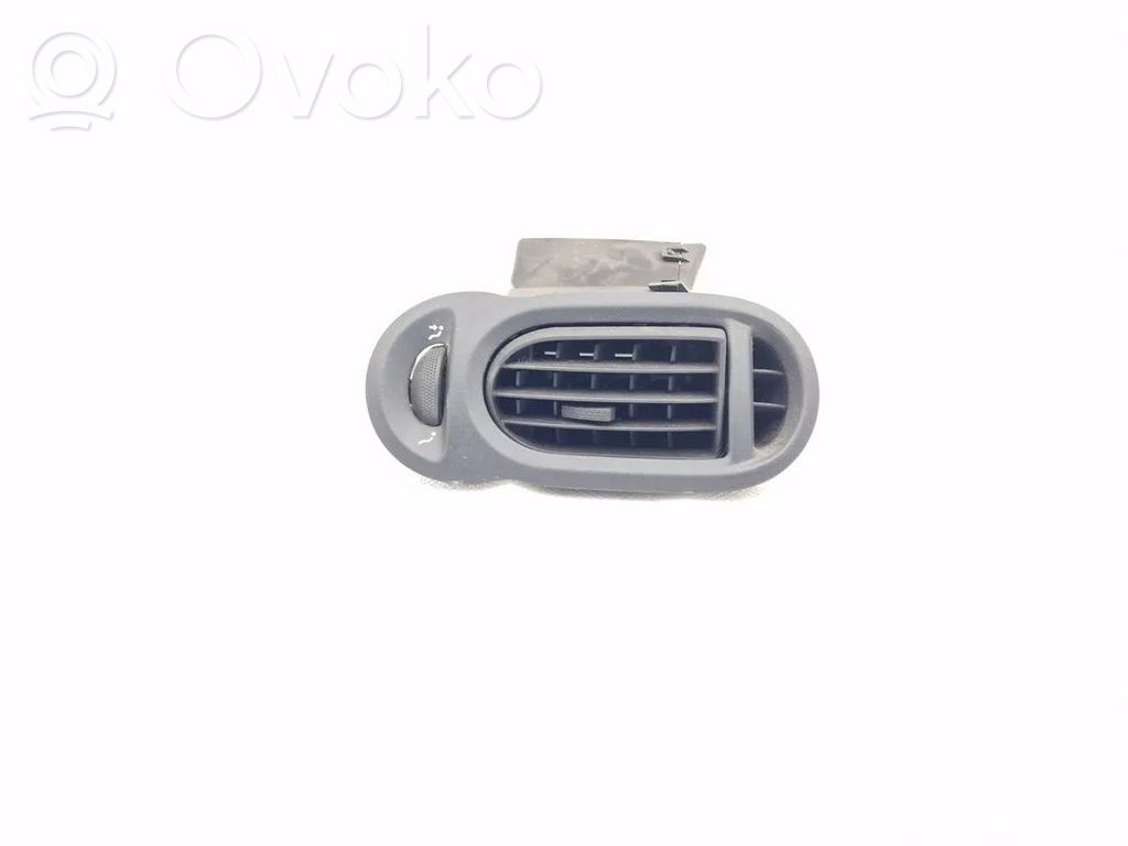 Renault Modus Boczna kratka nawiewu deski rozdzielczej 