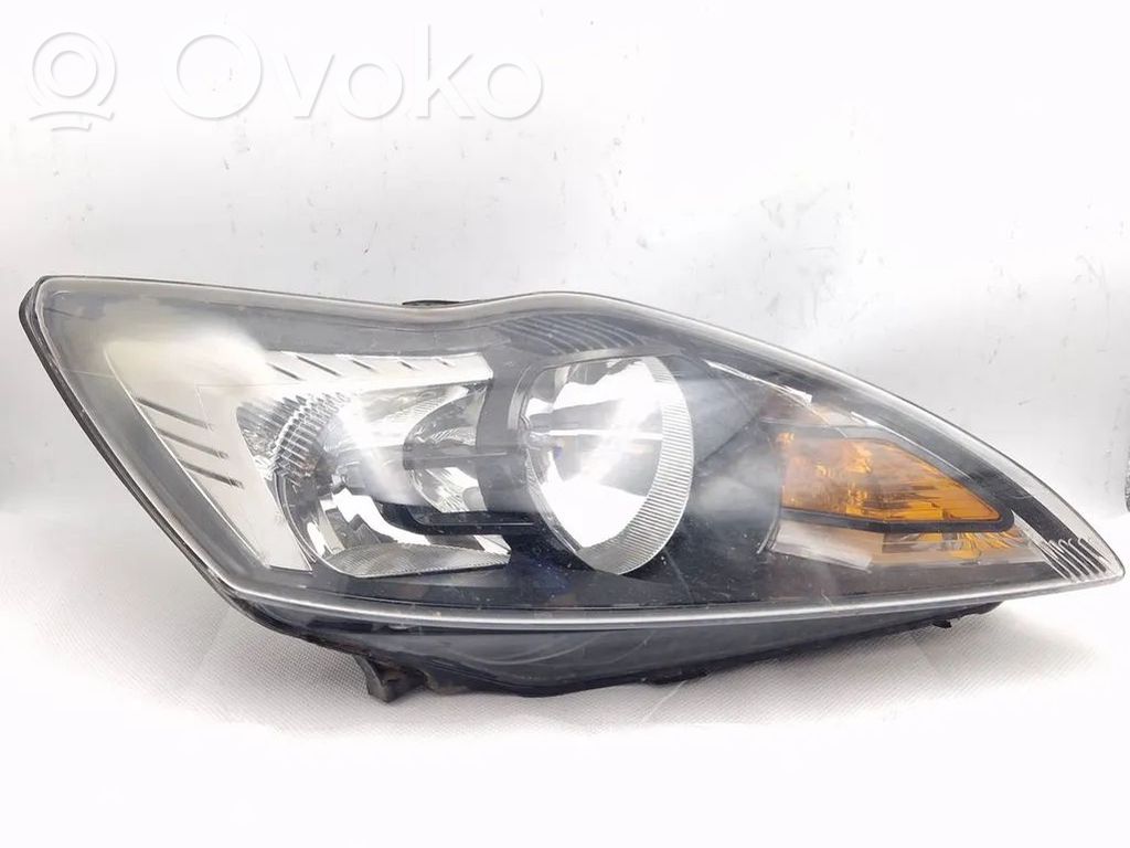 Ford Focus Headlight/headlamp 