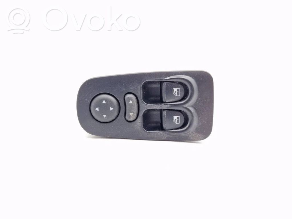 Electric window control switch   735360604,735360605