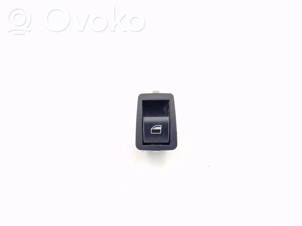 Przyciski szyb   15869800,6902174