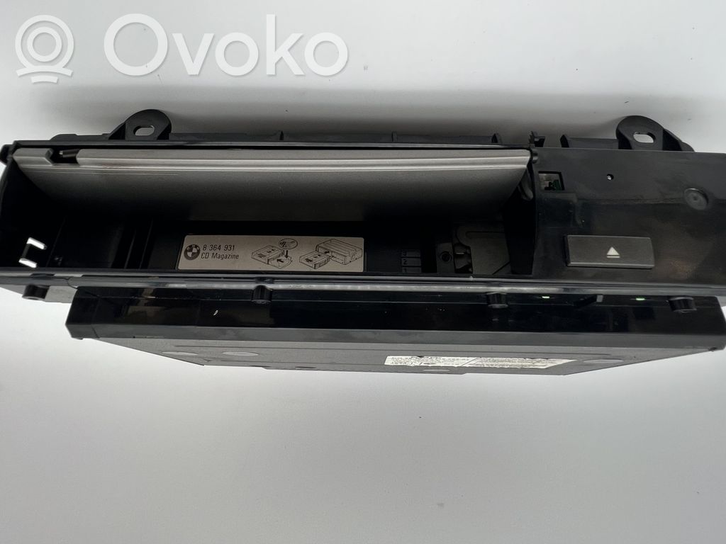 BMW 7 E65 E66 CD / DVD-Wechsler 