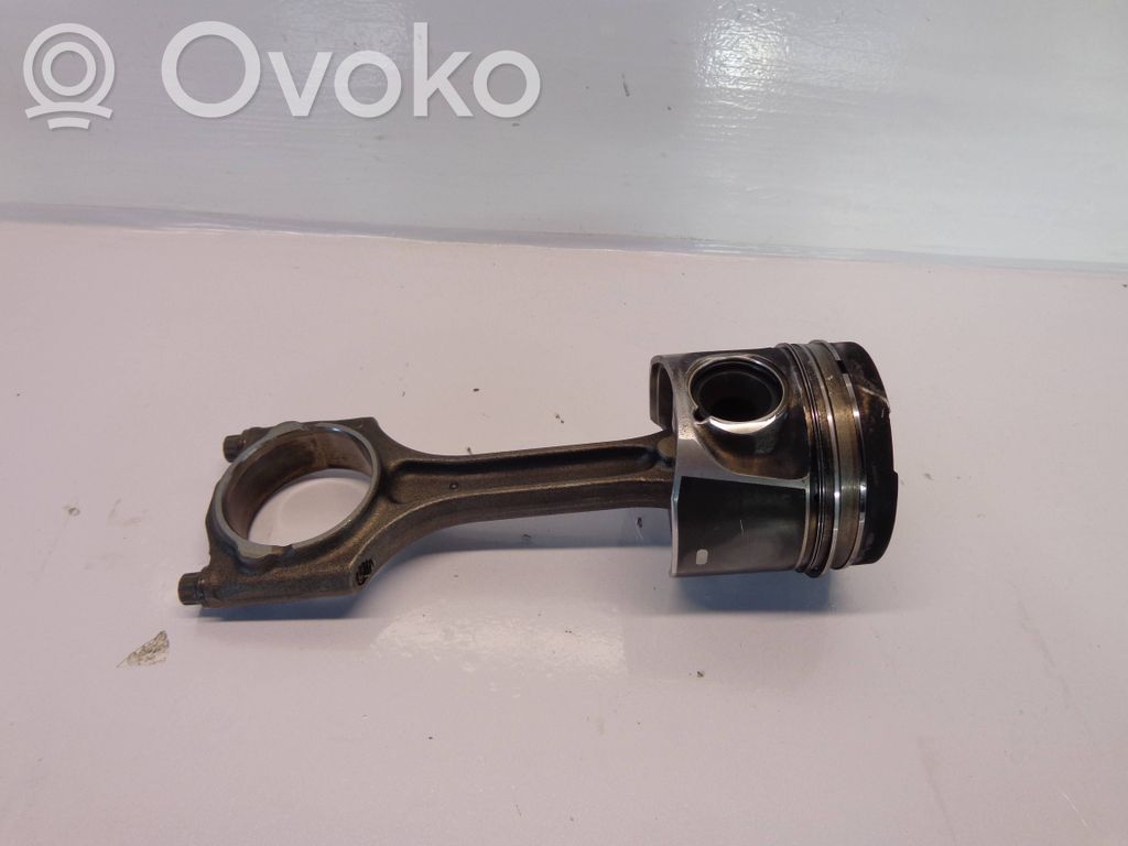 Volvo XC60 Pistón con biela 