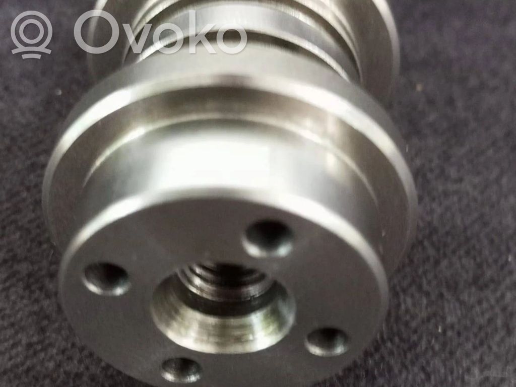 Camshaft   B4272,B876