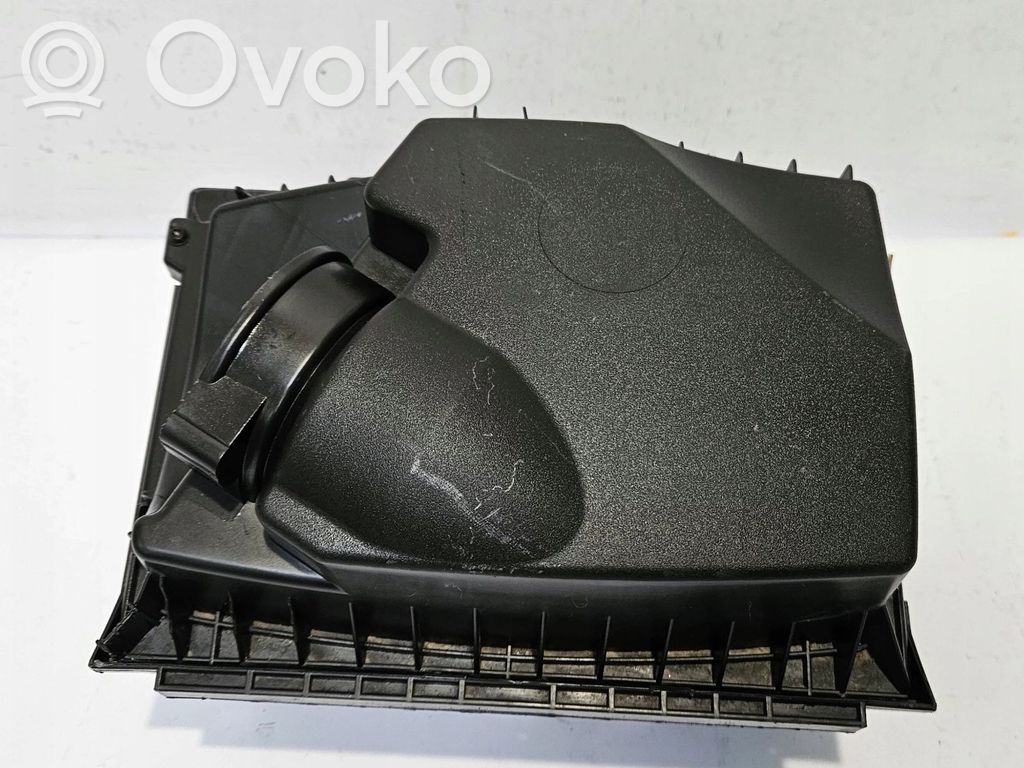 Renault Master III Luftfilterkasten 