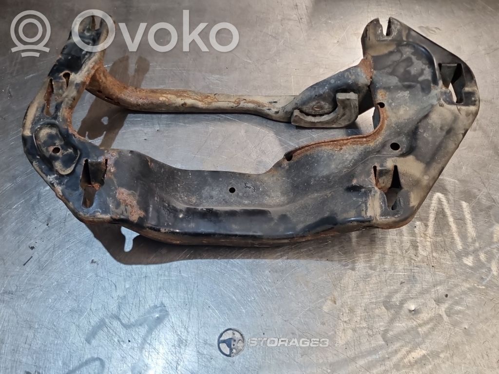 BMW X5 E70 Gearbox mounting bracket 