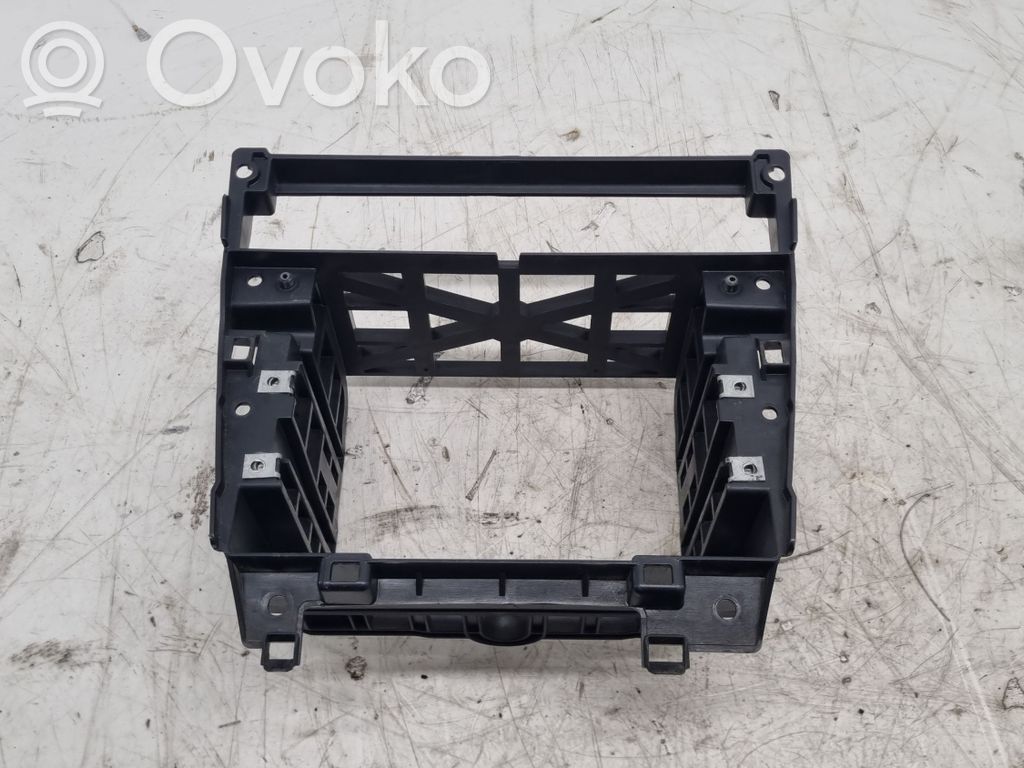BMW 5 E60 E61 Radio/GPS head unit trim 