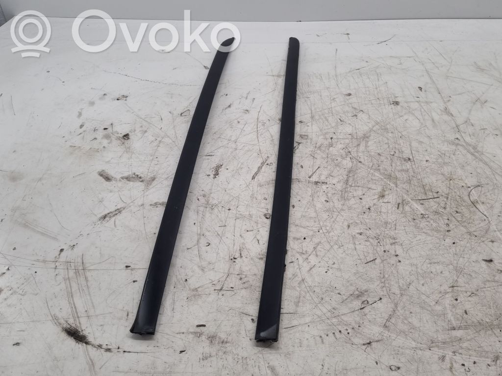 BMW 5 E60 E61 Windshield trim 