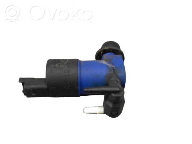 Windscreen/windshield washer pump   7700428386,0000643475,0000643492,02063,04408575,04410722,11148700001,116925,1298500100,150059210,150059310,15SKV013,190361,20126,2220032,246083002018,289200004R,28920BU010,30355,33266,4408575,4410722,55126,6001549443,6001549444,643470,643475,643492,643498,643770,7500126,7700428386,7700430078,7700436687,8200030639,8200194414,88211,88214,90047,91160063,93160293,954600,9634558980,9641553980,9643447980,9680693280,9722,A2C53030301Z,LG250,SP038,T402063,TSP003