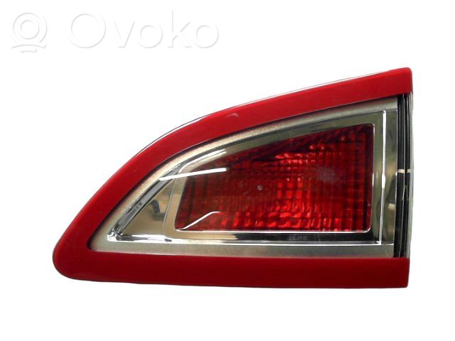 Renault Megane III Luci posteriori del portellone del bagagliaio 