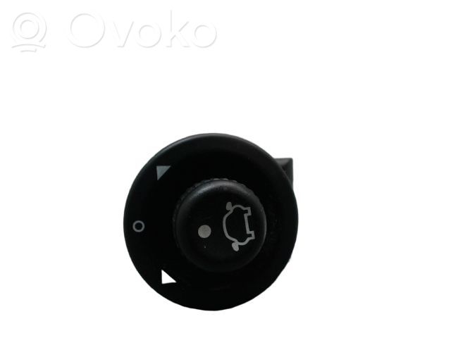 Interruptor del espejo lateral   4495427,0916345,1385000,4495427,662437,93BG17B676BB,BSG30860006