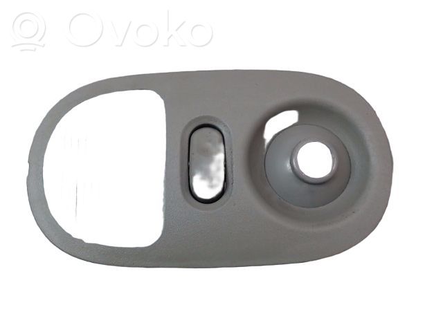 Renault Clio II Etuistuimen valo 