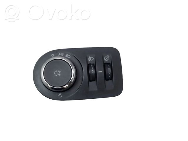 Opel Corsa E Light switch 