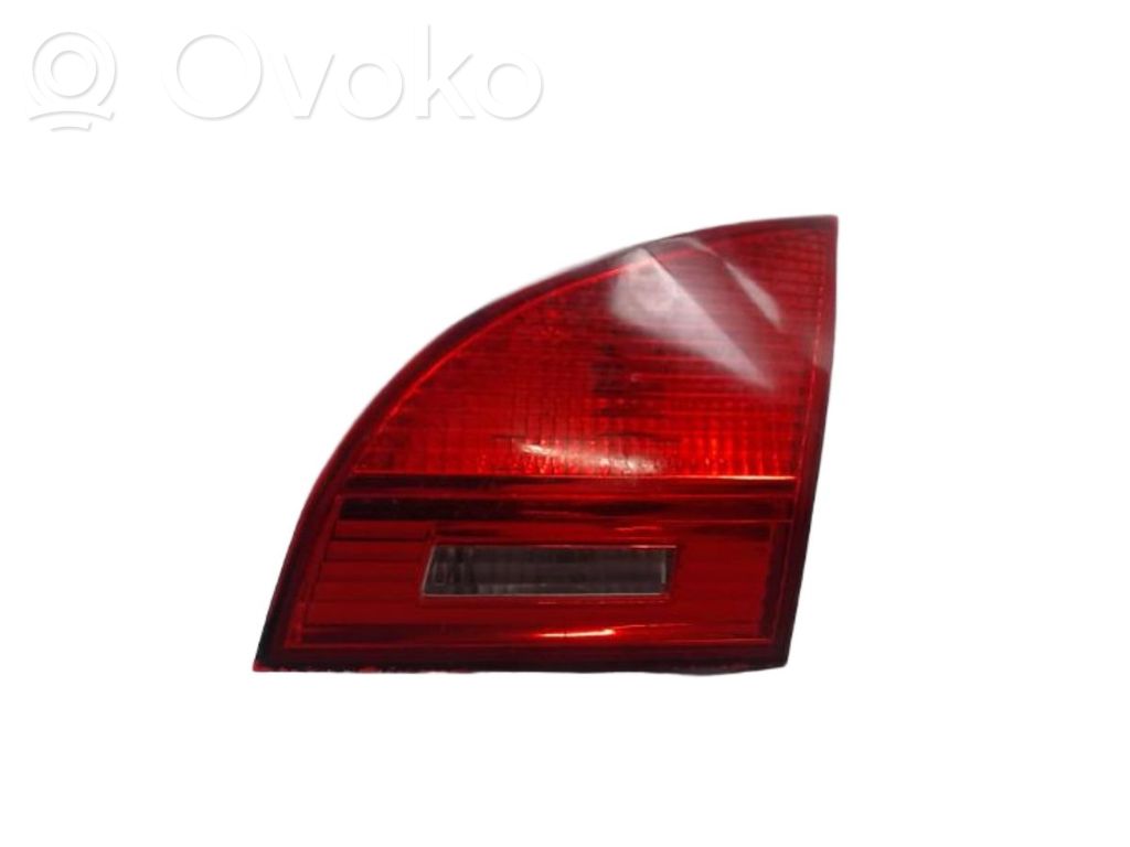 KIA Venga Takaluukun takavalot