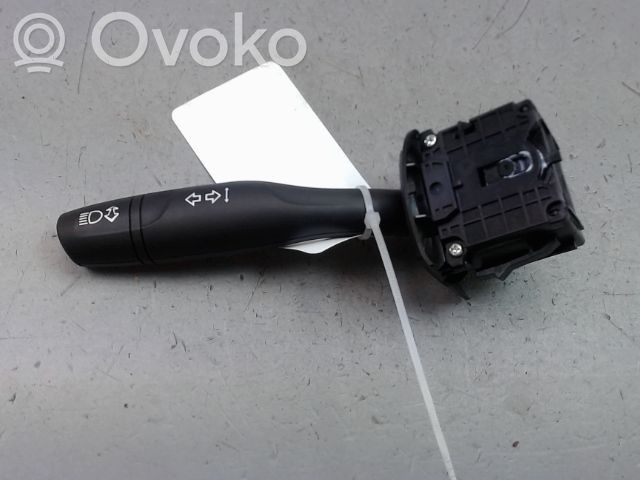 Opel Astra K Suuntavilkun vipu