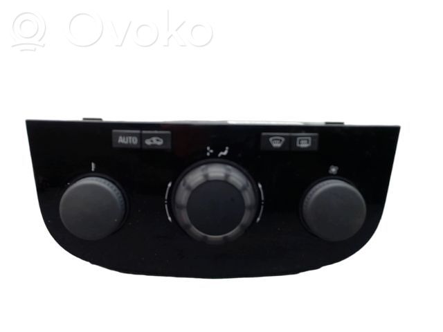 Opel Corsa D Panel klimatyzacji 