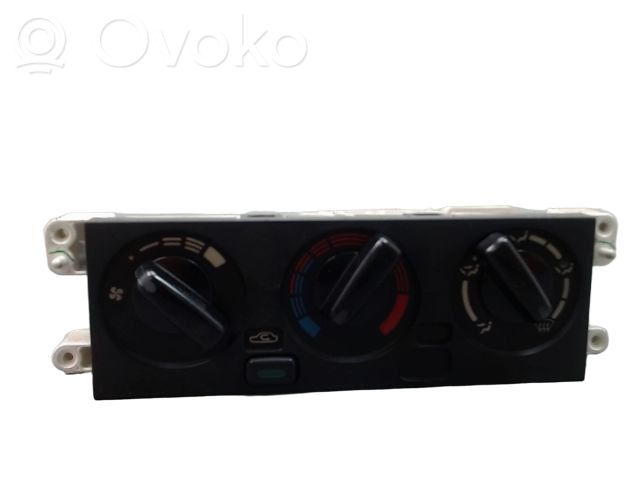 Nissan Almera Panel klimatyzacji 