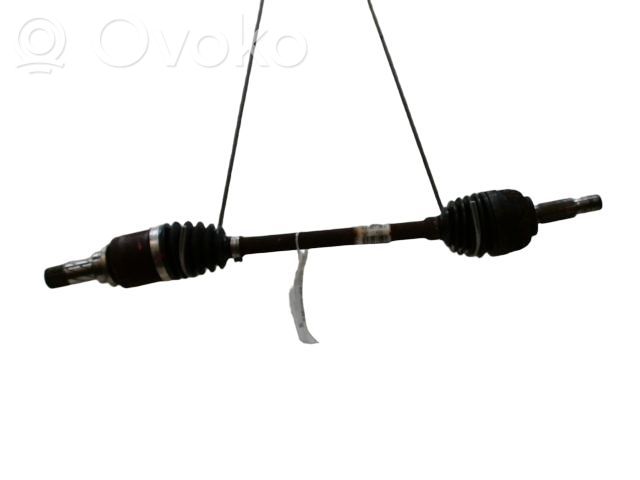 Renault Clio III Front driveshaft 