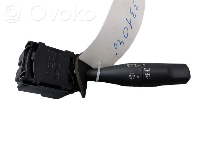 Peugeot Partner Wiper control stalk 