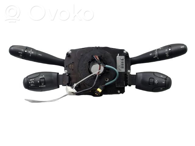 Peugeot 207 Leva/interruttore dell’indicatore di direzione e tergicristallo 