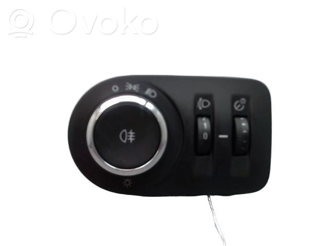 Opel Corsa D Light switch 