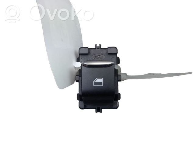 Ford Focus Electric window control switch 