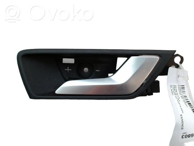 Ford Focus Rear door interior handle 