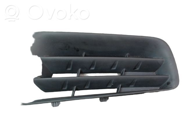 Renault Megane II Front bumper upper radiator grill 