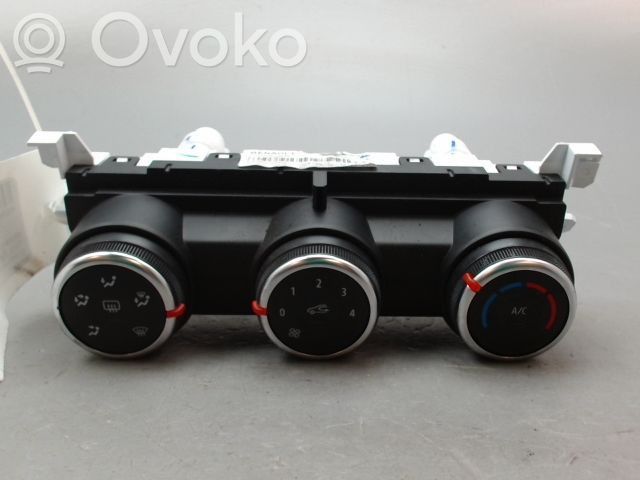 Renault Clio V Centralina del climatizzatore 