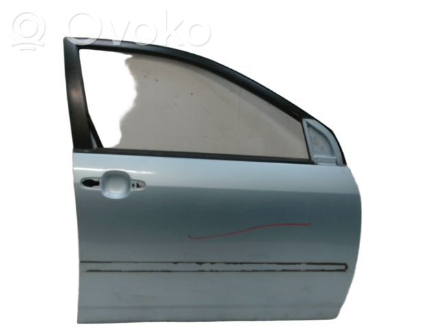 Toyota Corolla E120 E130 Durvis 
