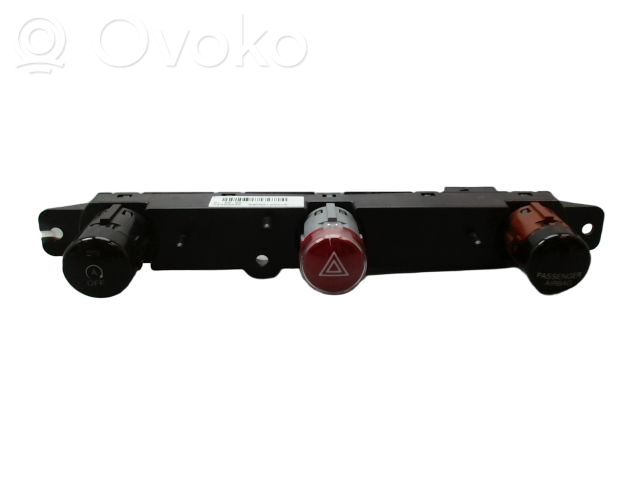 Fiat 500X Hazard light switch 