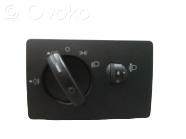 Ford Focus Light switch 