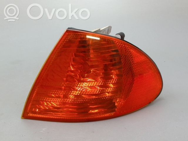 BMW 3 E46 Indicatore di direzione anteriore 