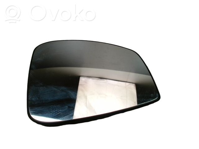 Renault Megane III Sivupeilin lasi 
