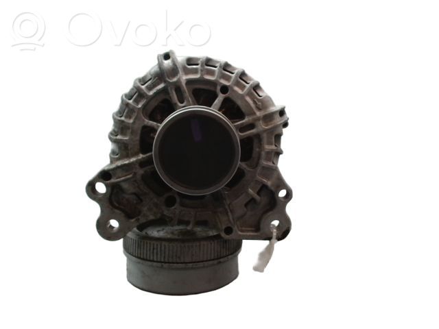 Volkswagen Polo VI Alternator 