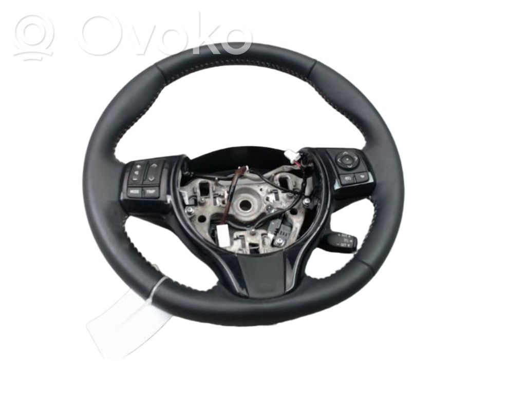 Toyota Yaris XP210 Volan