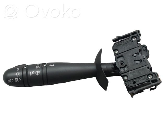 Nissan Primastar Przełącznik świateł 