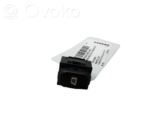 Citroen Berlingo Electric window control switch 