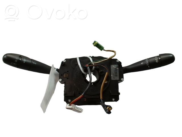 Peugeot 207 Leva/interruttore dell’indicatore di direzione e tergicristallo 