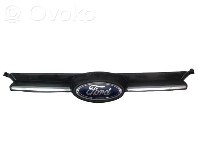Ford Focus Front bumper upper radiator grill 