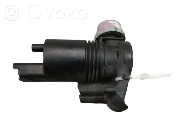 Nissan Note (E12) Windscreen/windshield washer pump 