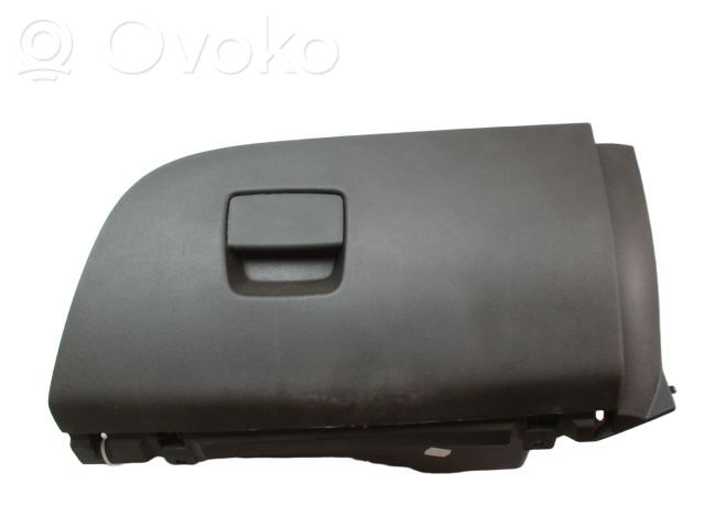 Opel Corsa E Daiktadėžė 