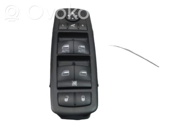 Fiat Freemont Przyciski szyb 