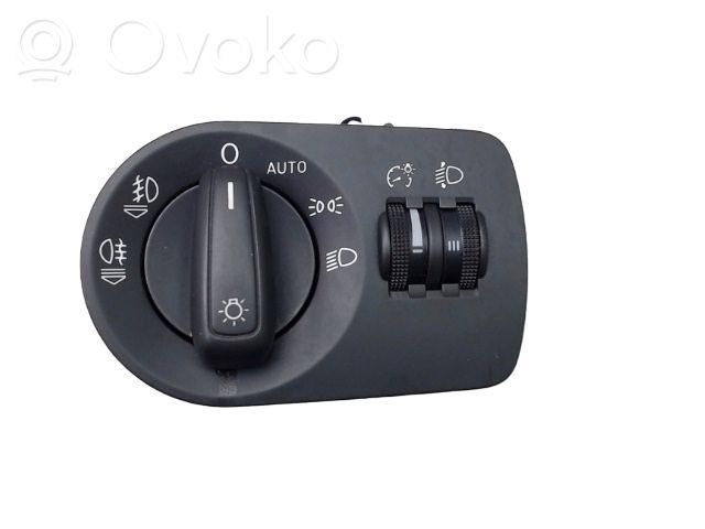 Audi A1 Light switch 