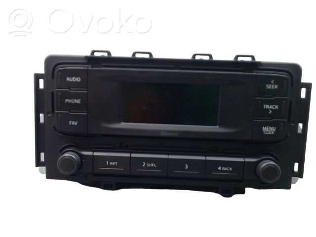 Hyundai i10 Panel / Radioodtwarzacz CD/DVD/GPS 