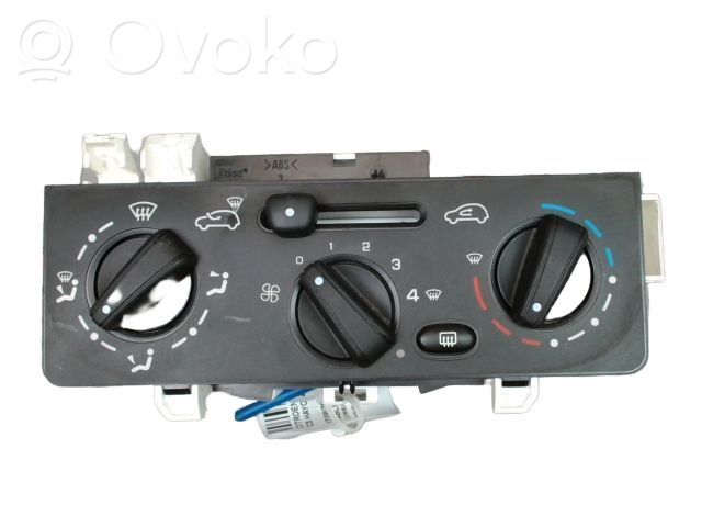 Citroen C3 Climate control unit 