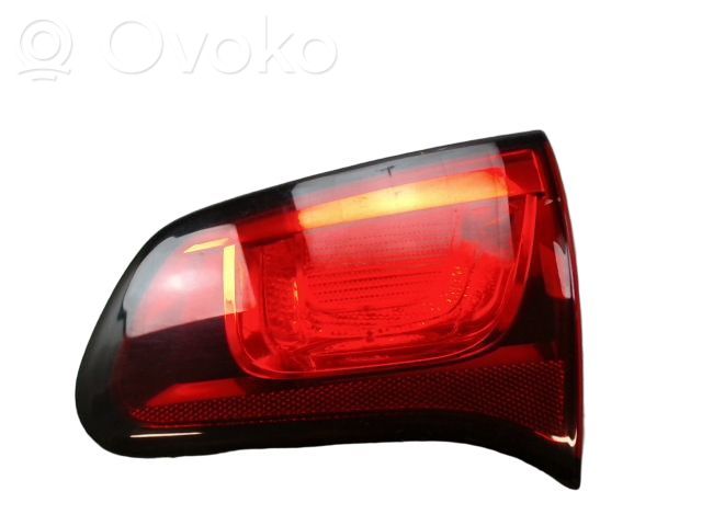 Citroen C3 Aizmugurē atstarotājs 