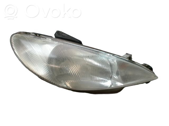 Peugeot 206 Lampa przednia 