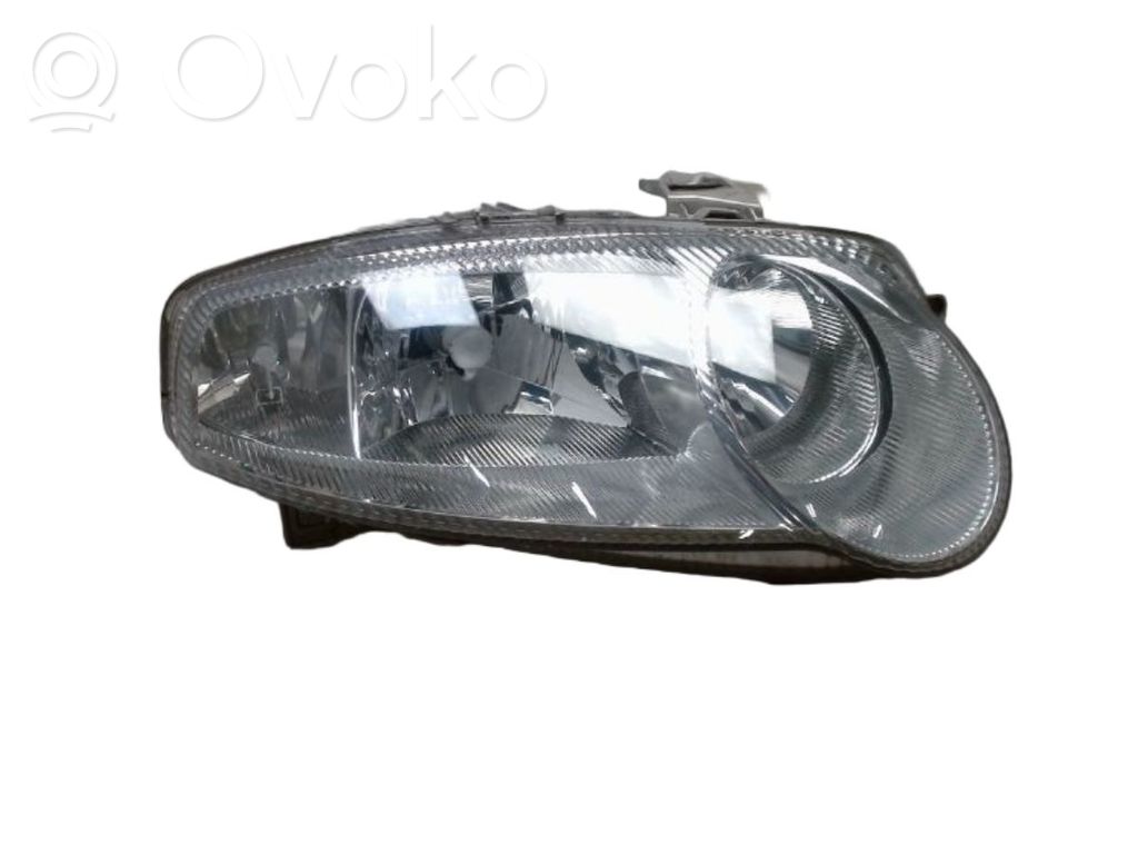 Alfa Romeo 147 Faro/fanale