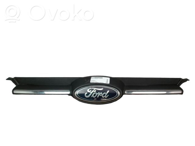 Ford Focus Front bumper upper radiator grill 