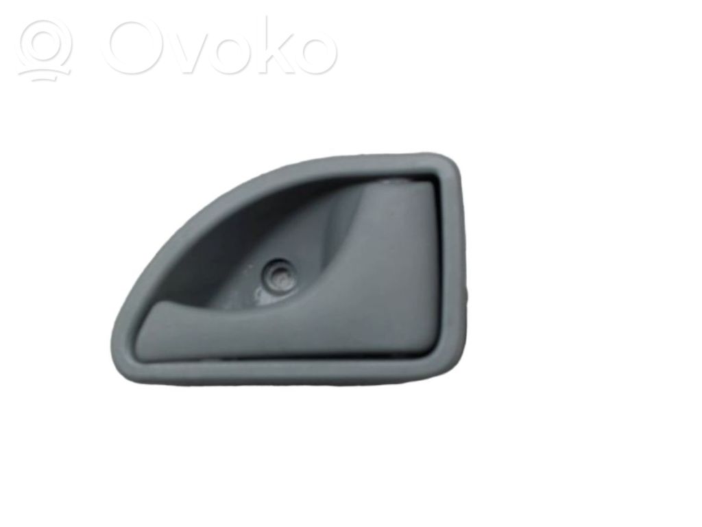 Manecilla interna puerta delantera   8200247803,125466,444504,6092005,8200247803,AL6092005,FT94558,RN3048407
